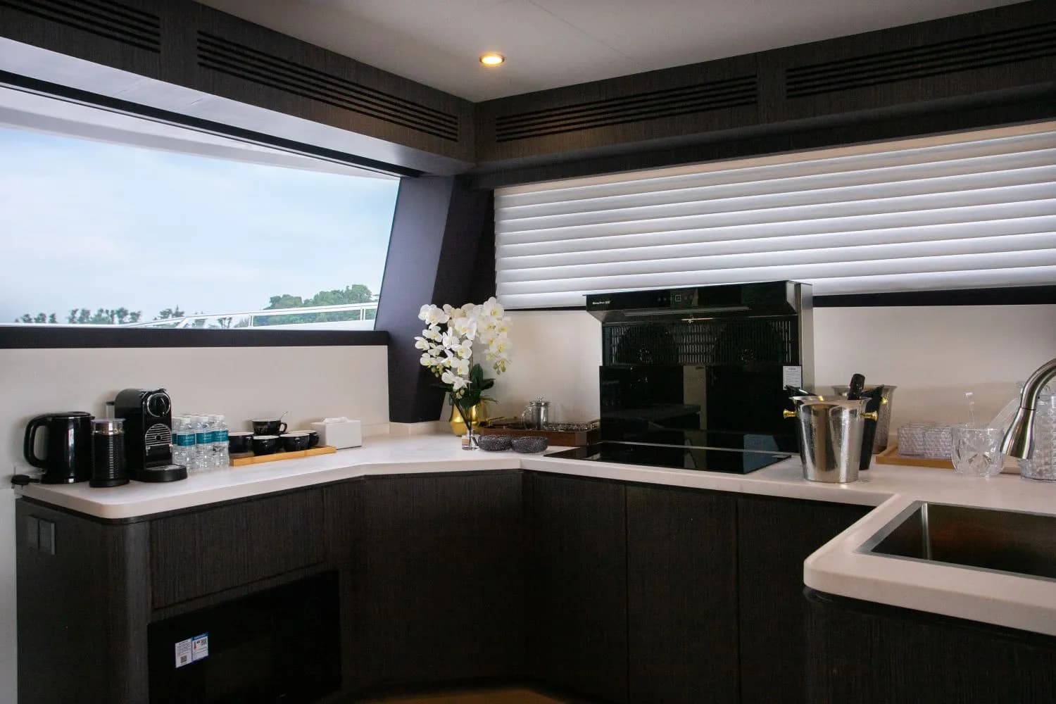 MS Eternity II Kitchen