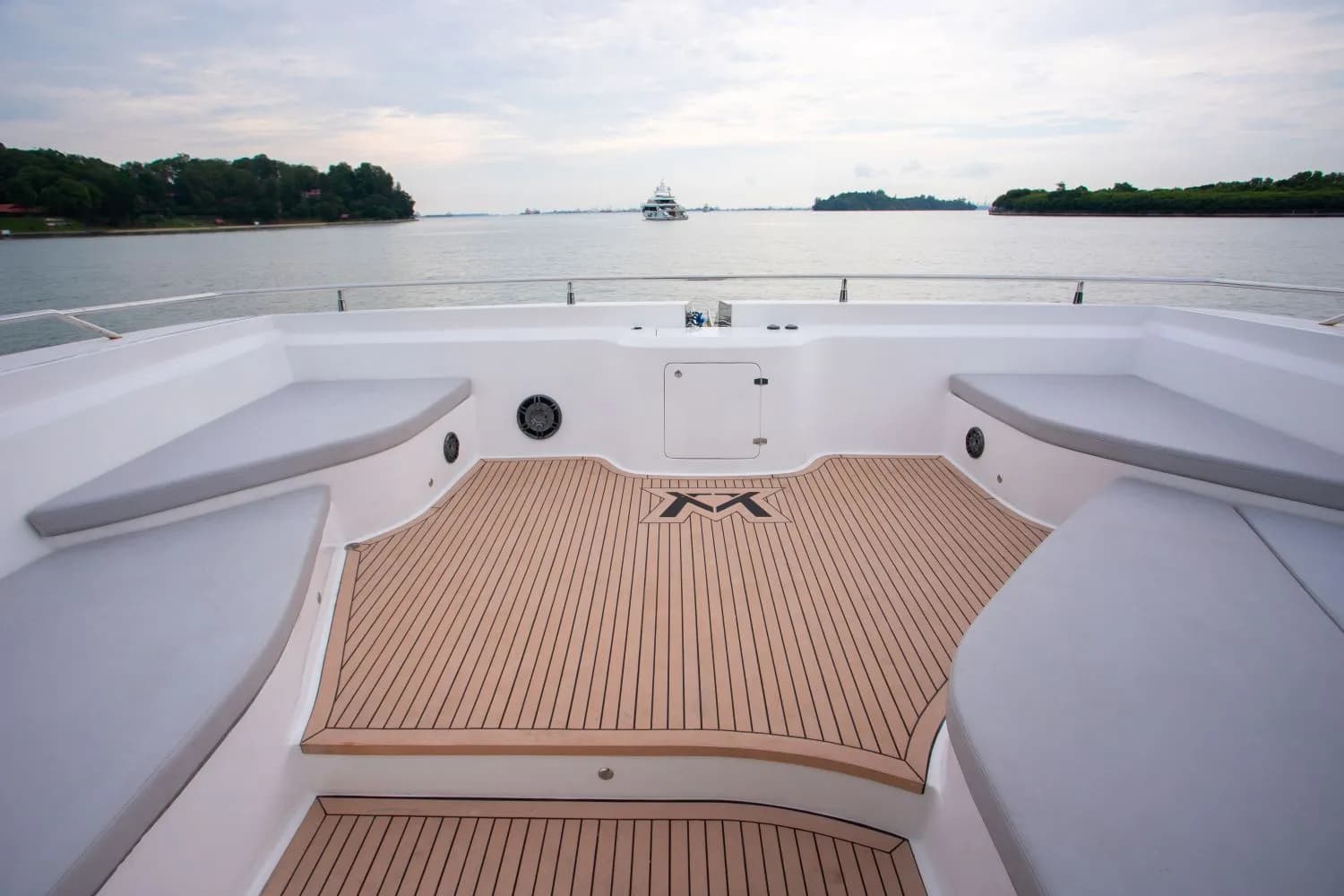 MS Eternity II Outdoor Dining cum Lounge A